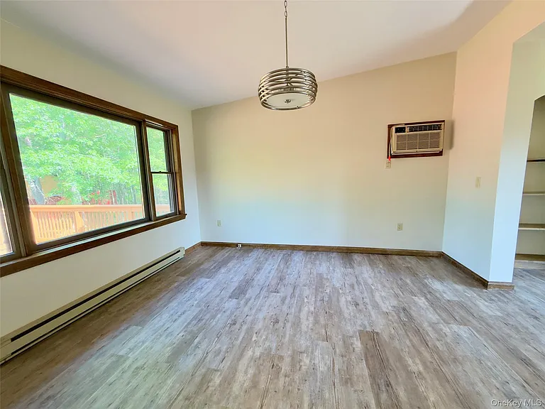 709 Bloomingburg Rd — Photo 17