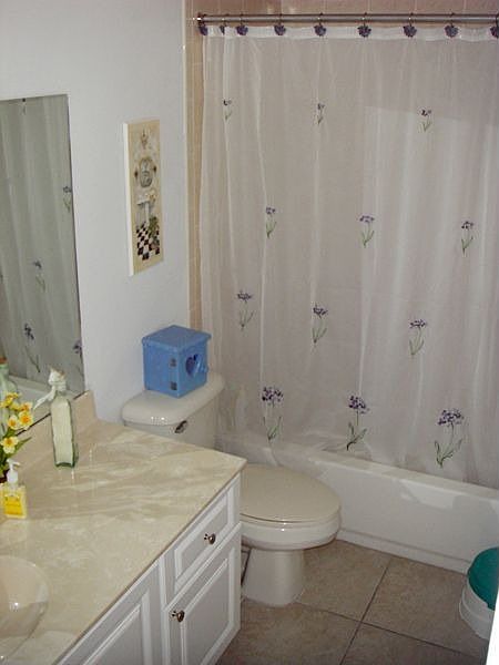 Bathroom 2