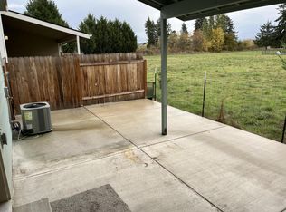 3266 S 12th St, Lebanon, OR 97355