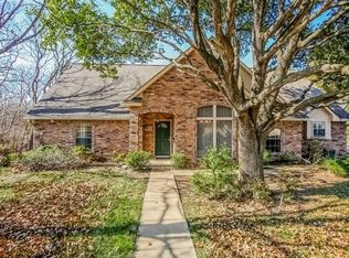 6480 Montgomery Rd, Midlothian, TX 76065