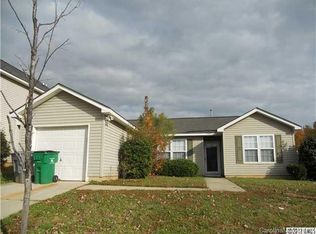 2902 Fairglen Rd, Charlotte, NC 28269