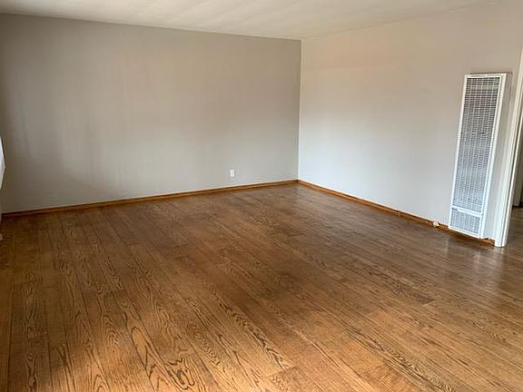 4th image of 875 Sir Francis Drake Blvd #4