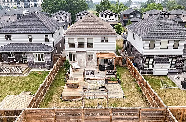 464 Jessica Way — Photo 43