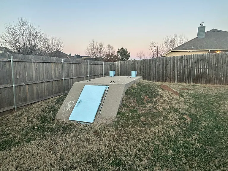 2400 Rookhaven Ln — Photo 6