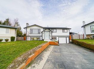 3174 Royal Ct, Abbotsford, BC V2T 4J6