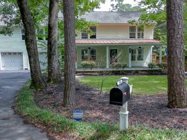 936 Oak Ridge Pl., Myrtle Beach, SC 29572