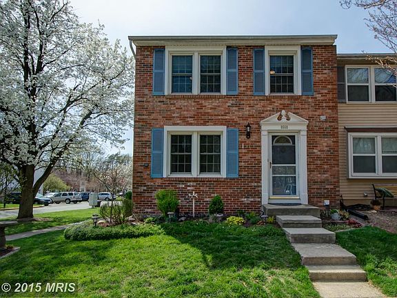 Beautiful brick front end-unit in Newington Forest