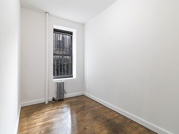 4th image of 137 Sullivan St #3A