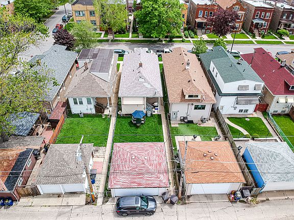 5th image of 1904 S 58th Ave