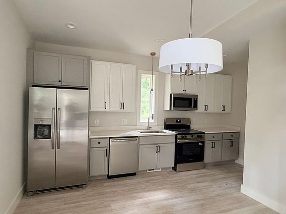 4th image of 3219 Cranehill Dr