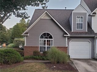 6324 Double Eagle Dr, Whitsett, NC 27377