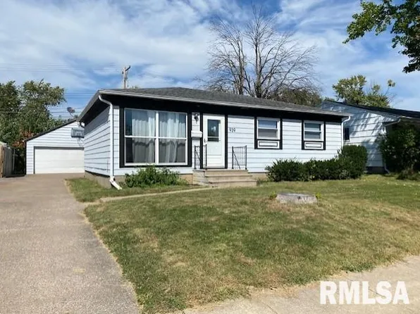 939 39th Ave, East Moline, IL 61244