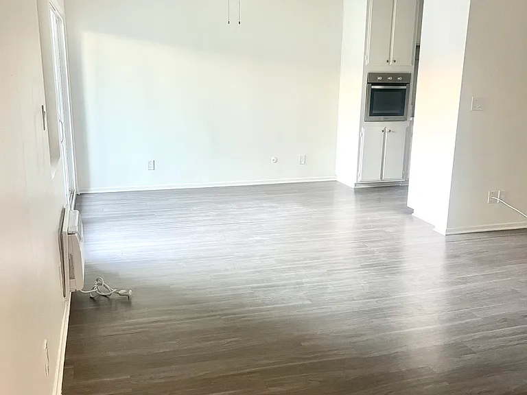 4534 Los Feliz Blvd #205 — Photo 10