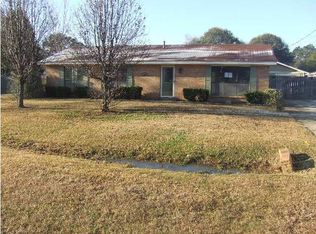 789 Pine Leaf St, Wetumpka, AL 36092