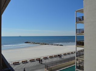 430 Shore Rd APT 4B, Long Beach, NY 11561