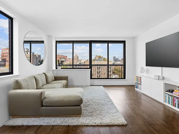 63 Downing St APT 7D, New York, NY 10014