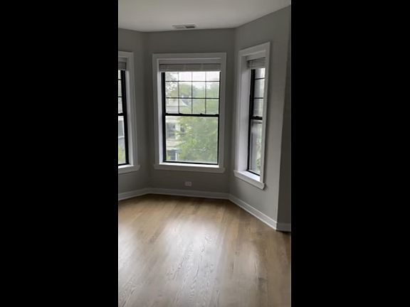 4th image of 3645 N Paulina St #Uj6wy75z3
