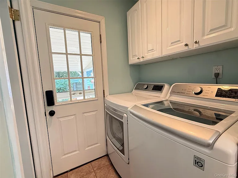 31 Jacobson Ave — Photo 10
