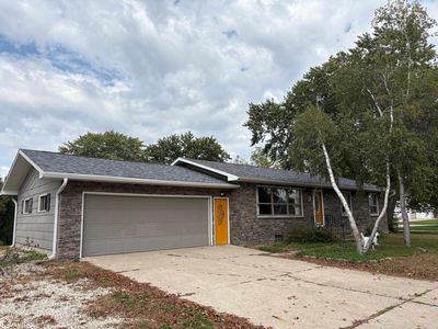 2001 22nd St, Emmetsburg, IA, 50536