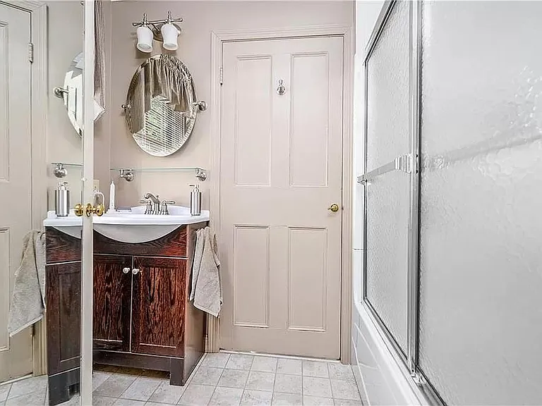 44 N Court St #1 — Photo 19