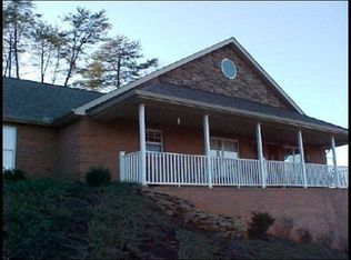 8125 Laurel Falls Ln, Knoxville, TN 37931