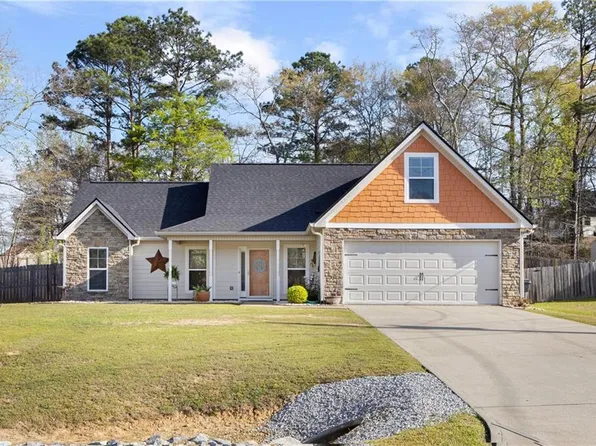 58 Misty Forest Dr, Phenix City, AL 36869