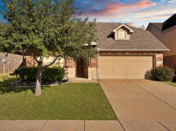 1321 Doe Meadow Dr, Fort Worth, TX 76028