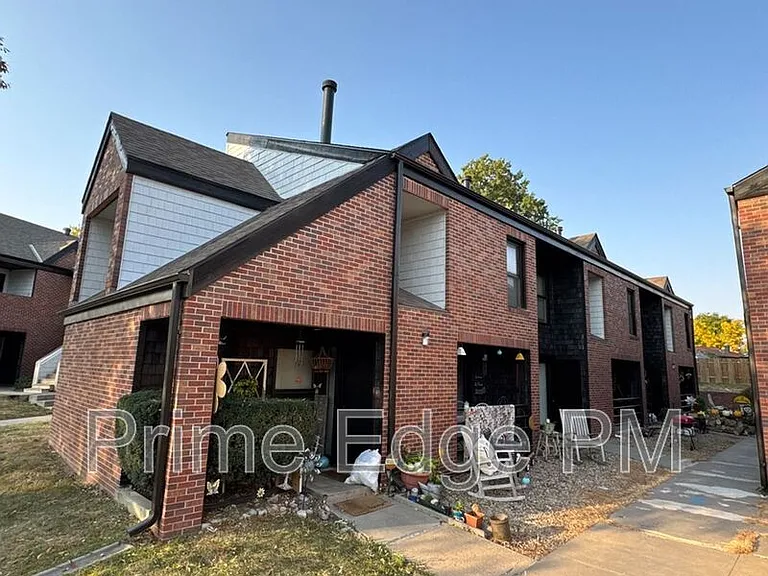 1821 Ridgehaven Ct #6 — Photo 36