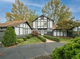 14954 Claymont Estates Dr, Chesterfield, MO