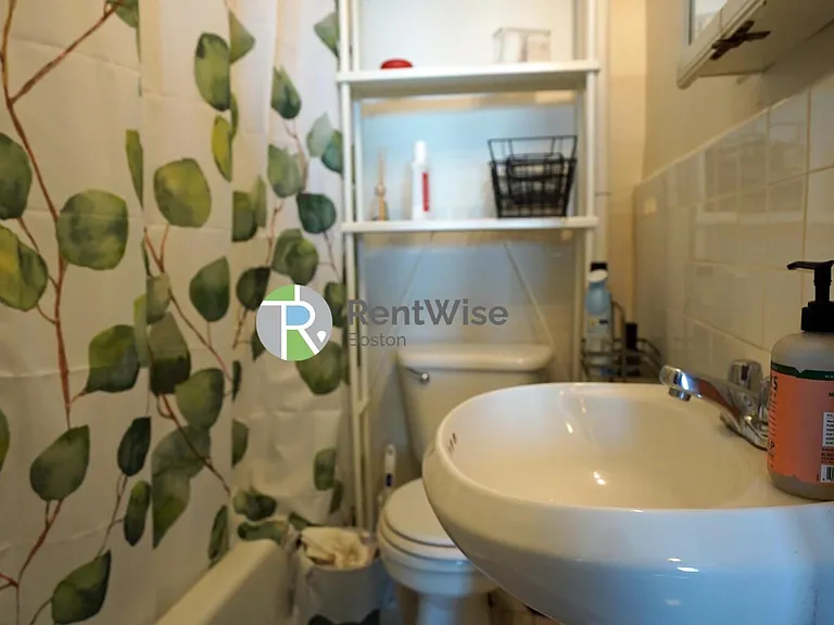 1216 Commonwealth Ave #14 — Photo 10