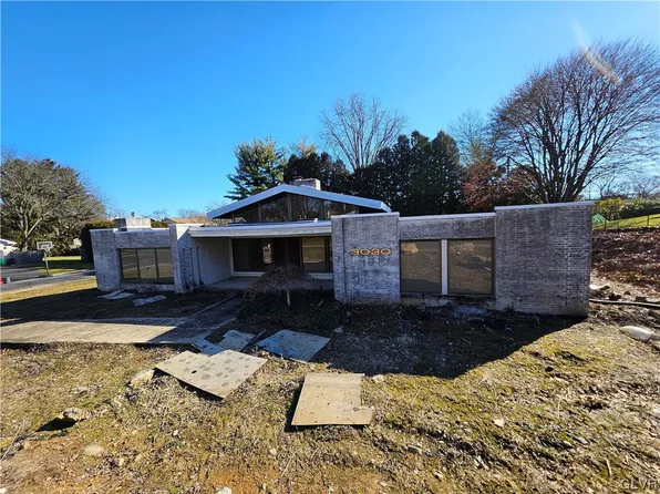 3030 W Livingston St, Allentown, PA 18104