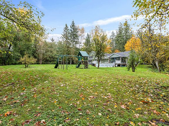 3rd image of 24445 104th Ave