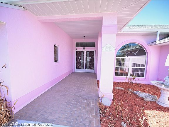 3rd image of 3805 Divot Rd