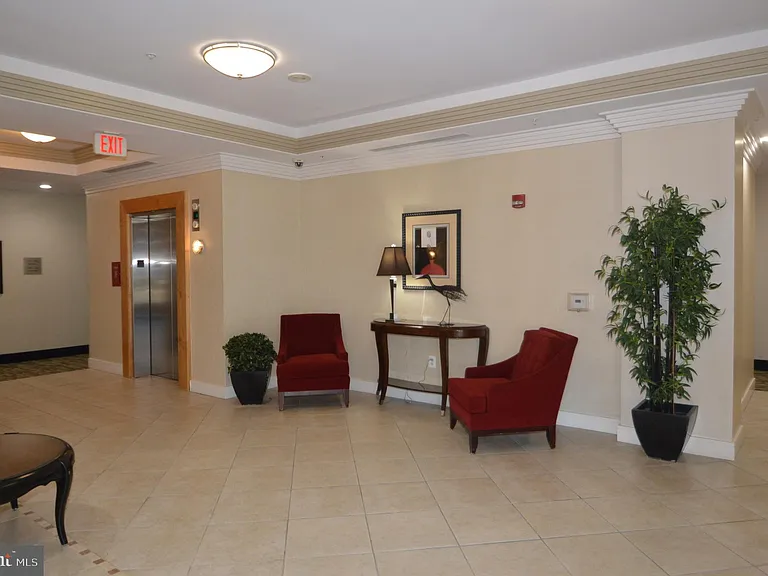 4490 Market Commons Dr #412 — Photo 22