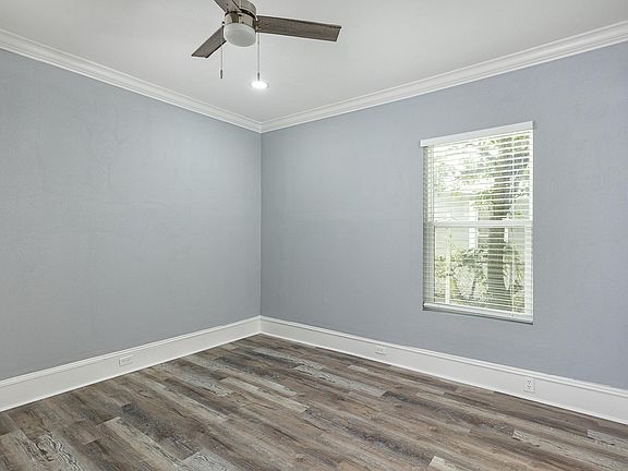 3rd image of 3706 N Ola Ave