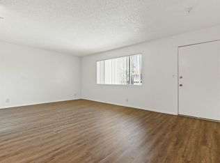 12100 Birch Ave APT 12, Hawthorne, CA 90250