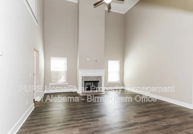 5561 Park Side Rd — Photo 2