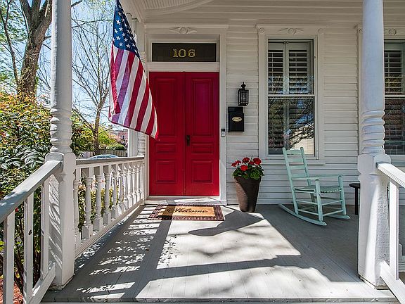 4th image of 106 Strawberry St