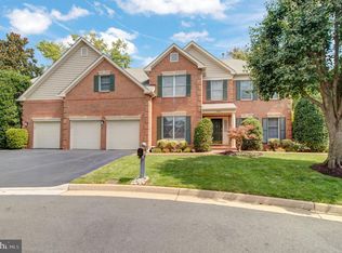 3500 Rushton Rd, Fairfax, VA 22033