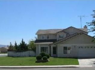 15327 Chapparel St, Hesperia, CA 92345