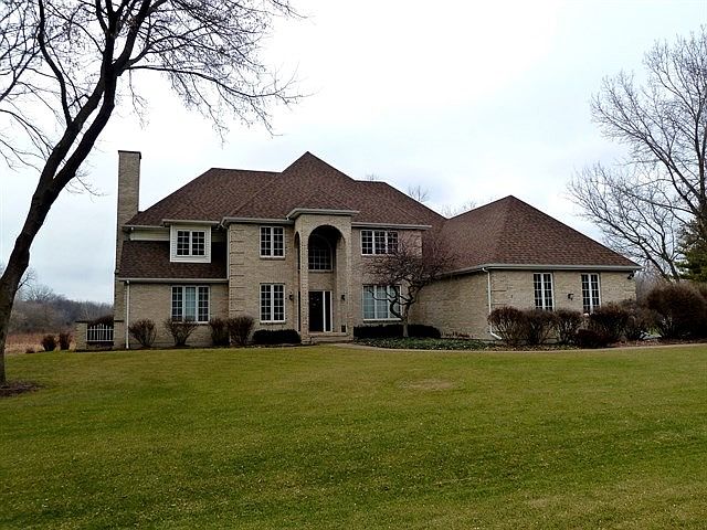 1st image of 2S182 Willow Creek Dr