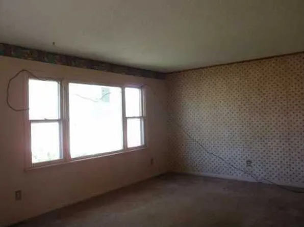 2933 Blair Rd, Muskegon, MI 49445