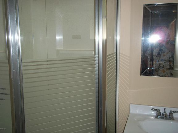 2nd image of 201 E Orchid Ln
