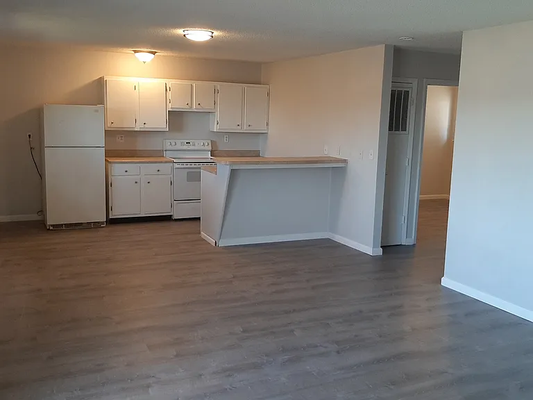 1017 Mariner Cir #517 — Photo 1