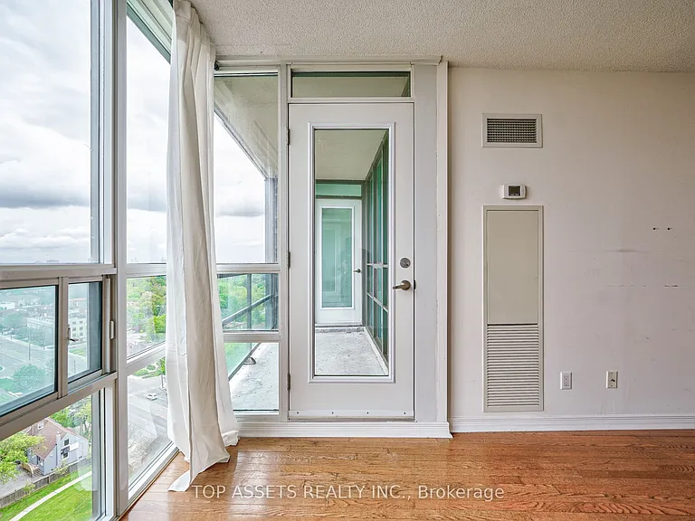509 Beecroft Rd #1908 — Photo 18