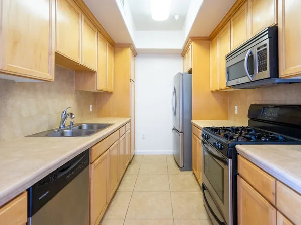 The Oak, Llc, 3328 Oakhurst Ave APT 207, Los Angeles, CA 90034