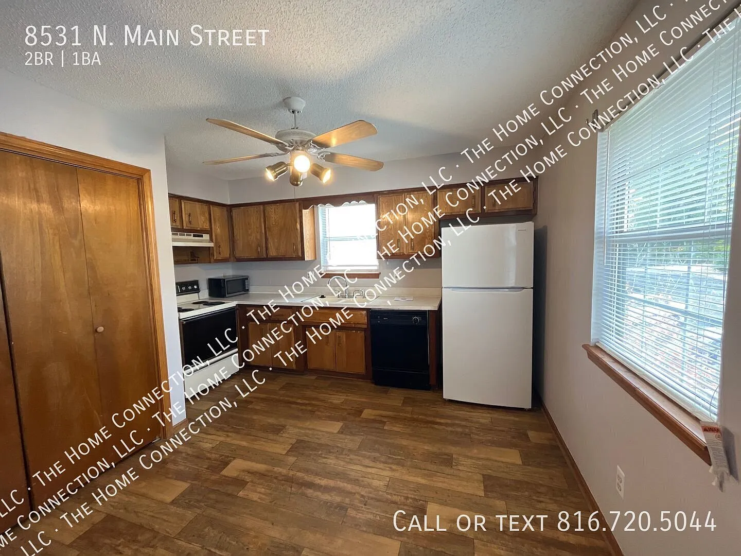 2 Bed/1 Bath Townhouse-Northland! — Photo 3
