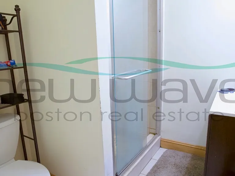 1615 Tremont St #1 — Photo 10