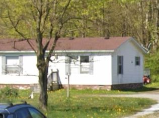 8687 Freedom Rd, Windham, OH 44288