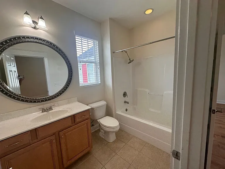 754 Murray Ave — Photo 33